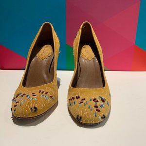 Yellow embraided with multi-color beads suede heels